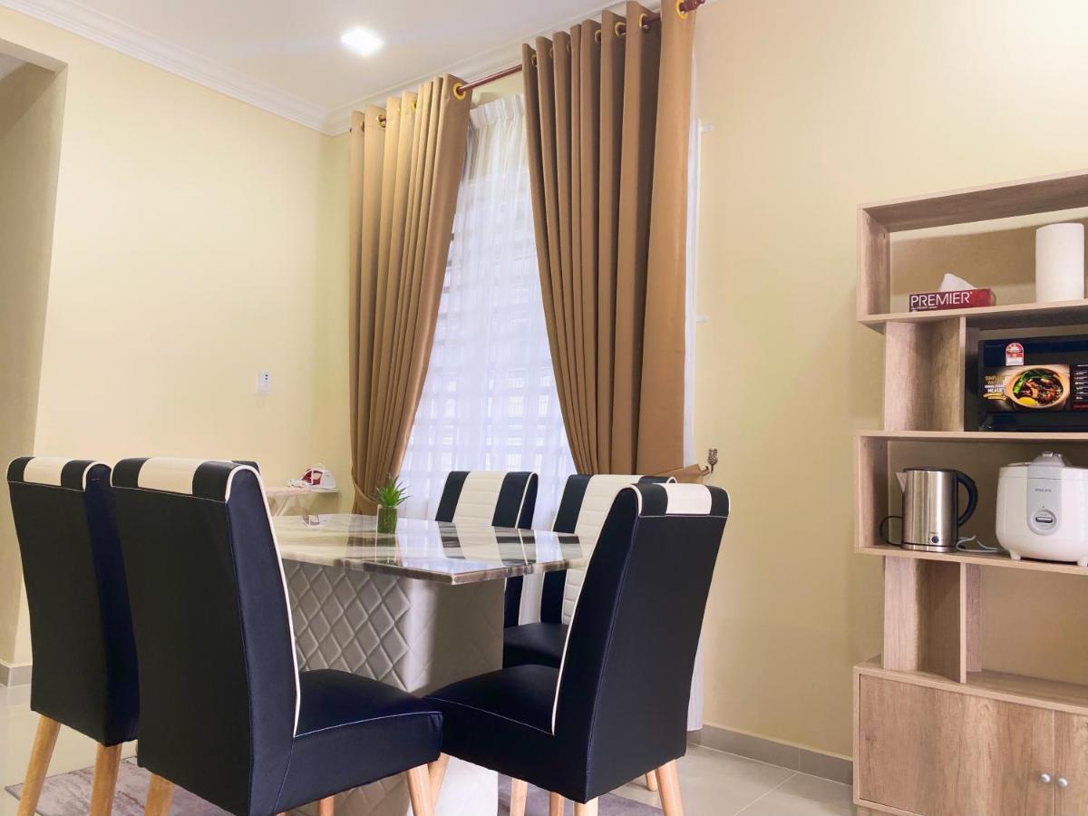 Nazza Homestay Besut With Swimming Pool Kampung Raja Екстериор снимка